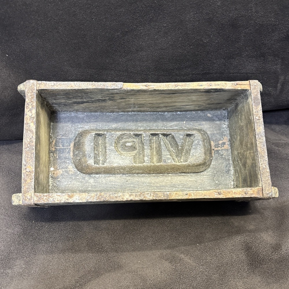 Vintage Wooden Brick Mold VIPI